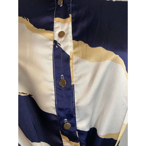 Miss Unni silky button up dress - Picture 5 of 7